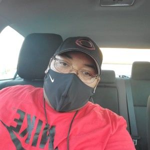 Meet your Posher, Derrick